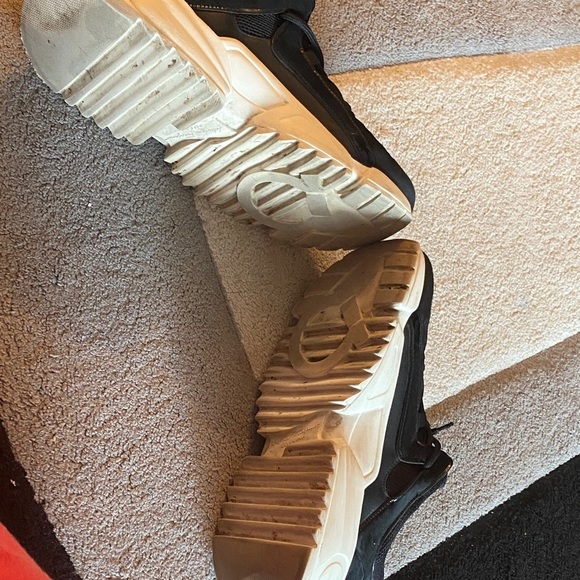 Salvatore Ferragamo Women's Black Nero Suede sneakers size 8.5 - Picture 9 of 9